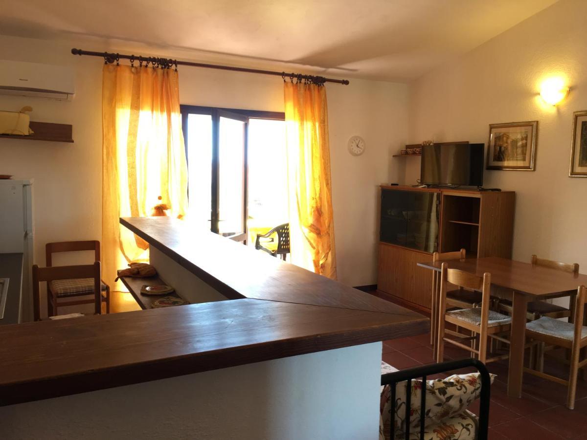 Borgo Spiaggia איזולה רוסה מראה חיצוני תמונה